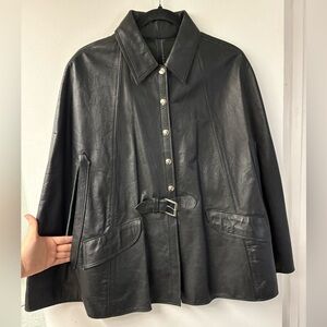 Vintage one size fits most Black Leather Women's cape